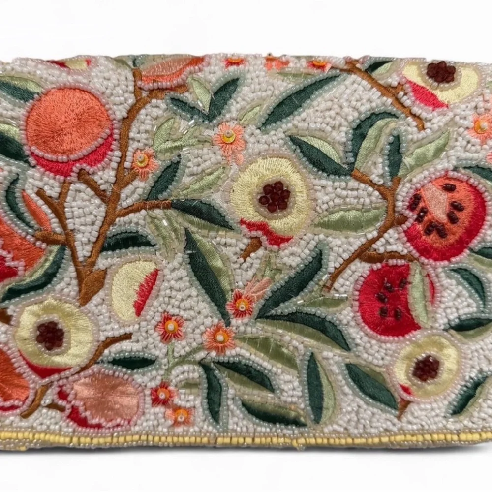 Peach Fruit Beaded Bag NWT